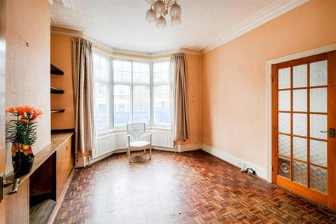 4 bedroom house for sale, Woodstock Road, Walthamstow