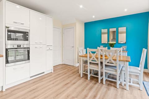 undefined, Whalebone Wood Road, Crawley RH11