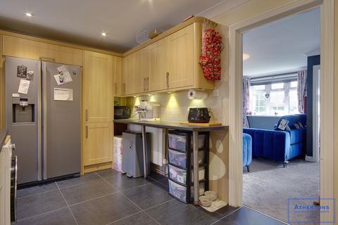 3 bedroom semi-detached house for sale, Pimpern Close, Canford Heath, Poole