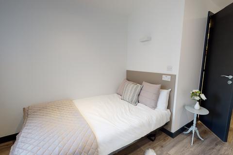 1 bedroom in a flat share to rent, 4 Dumfries Street, LU1 5FT, Luton LU1