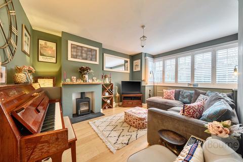 4 bedroom semi-detached house for sale, Waynflete Lane, Farnham, Surrey, GU9
