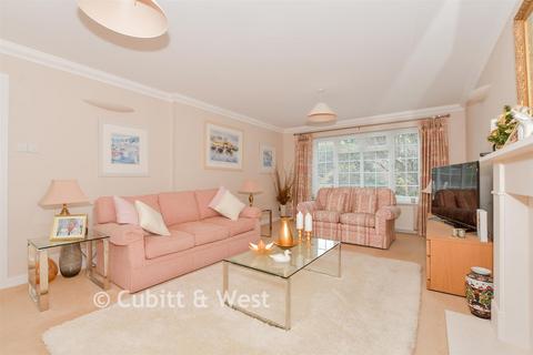 5 bedroom detached house for sale, Grasmere Gardens, Horsham RH12