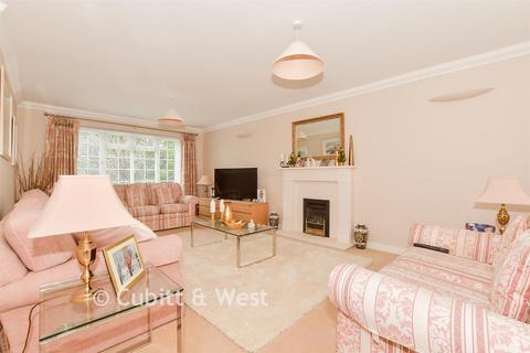 undefined, Grasmere Gardens, Horsham RH12
