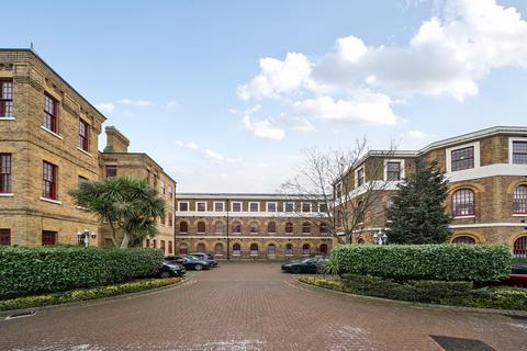 2 bedroom flat to rent, West Park Road, Southall, Middlesex, UB2