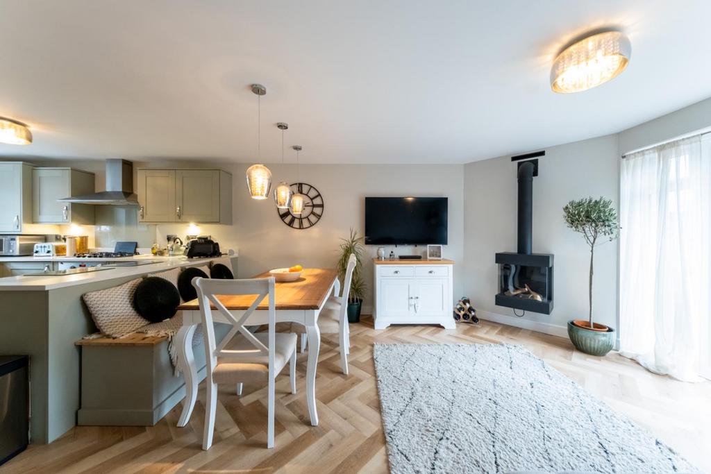 41 Hazelhurst Way-007.jpg