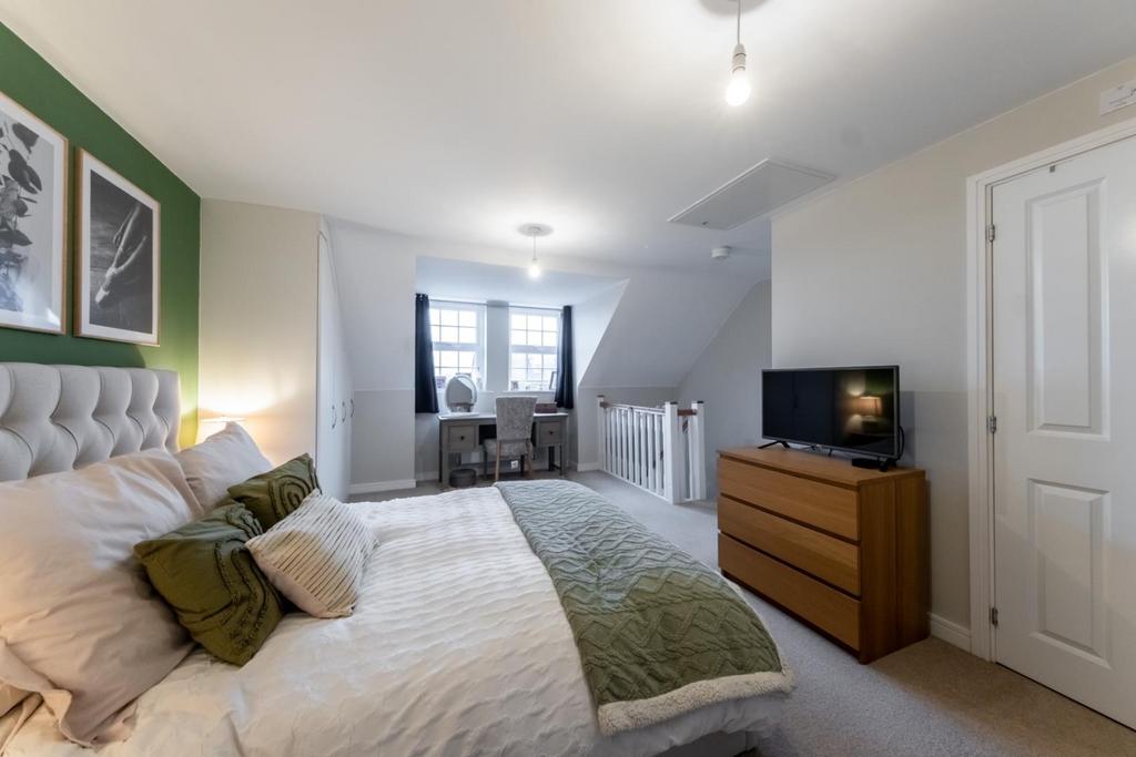 41 Hazelhurst Way-015.jpg