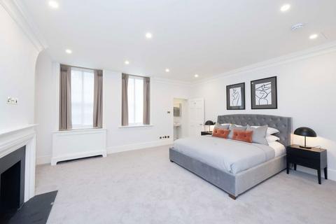 2 bedroom flat to rent, Park Street, London W1K