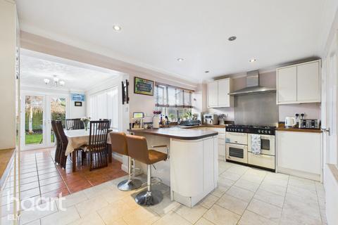 undefined, Merlin Drive, Ely