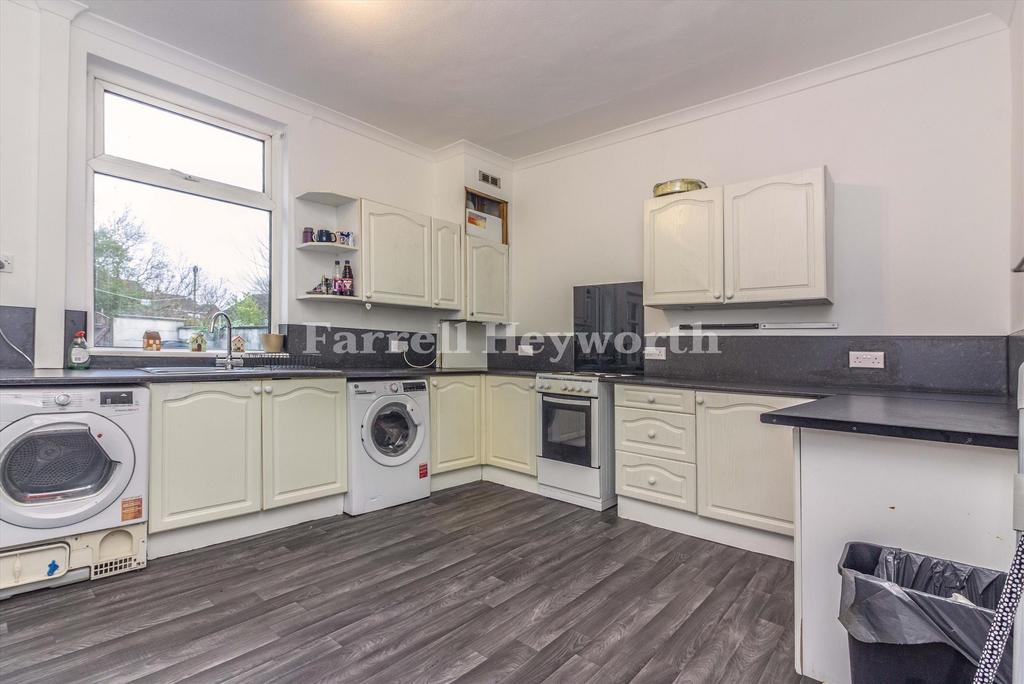 Kitchen b
