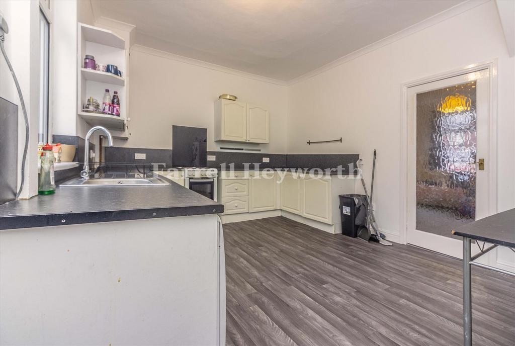 Kitchen c