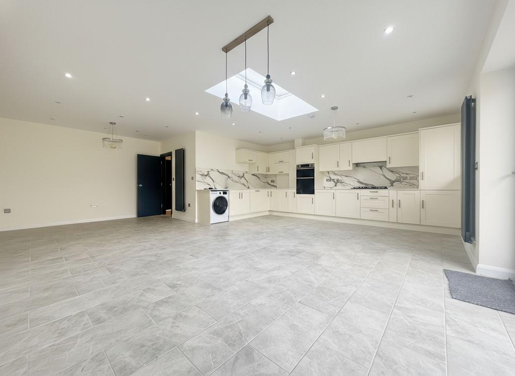 Kitchen/Lounge