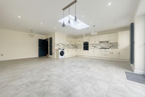 undefined, Walford Road, Uxbridge, UB8