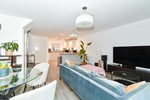 3 bedroom terraced house for sale, Ruton Square, Kings Hill, West Malling, Kent