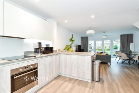 3 bedroom terraced house for sale, Ruton Square, Kings Hill, West Malling, Kent