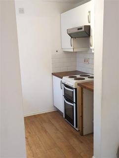 1 bedroom flat to rent, Marwell Close, Romford RM1