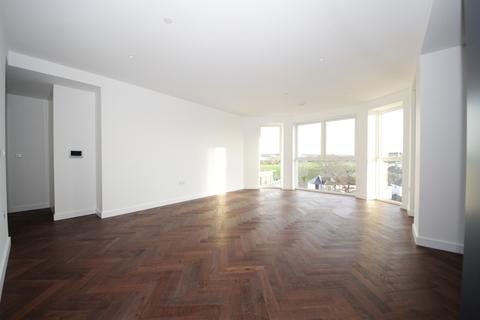 2 bedroom flat to rent, Parkview Avenue, NW2
