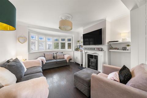 3 bedroom semi-detached house for sale, Villiers Avenue, Twickenham TW2