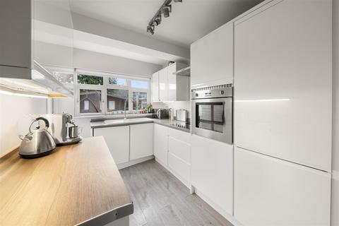 3 bedroom semi-detached house for sale, Villiers Avenue, Twickenham TW2
