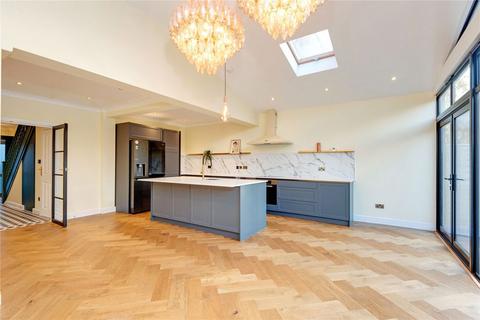 5 bedroom house to rent, Park Avenue North, London NW10