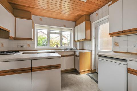 undefined, Larch Avenue, Bricket Wood, St. Albans