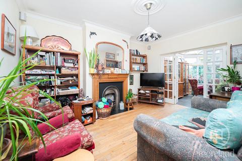 5 bedroom semi-detached house for sale, London, Greater London NW4