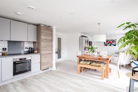 2 bedroom apartment for sale, Upton Drive, Ansty, Haywards Heath