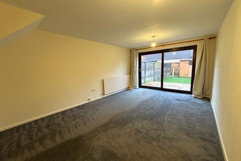 2 bedroom end of terrace house to rent, 111 Inkerman Road, Woking GU21