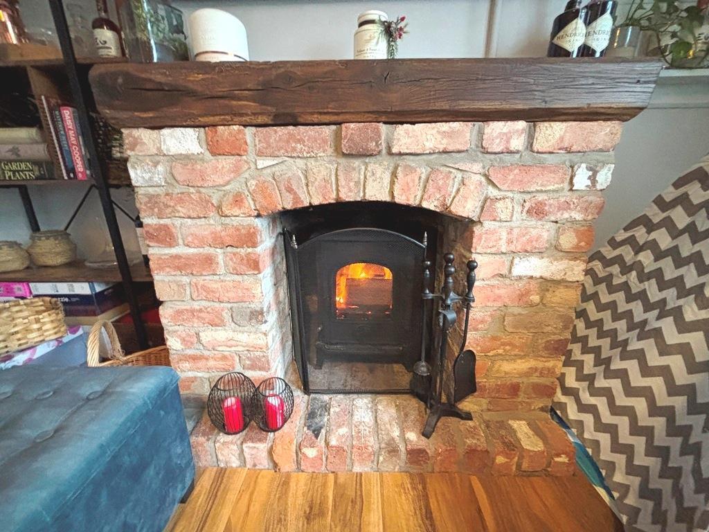 Fireplace.JPG