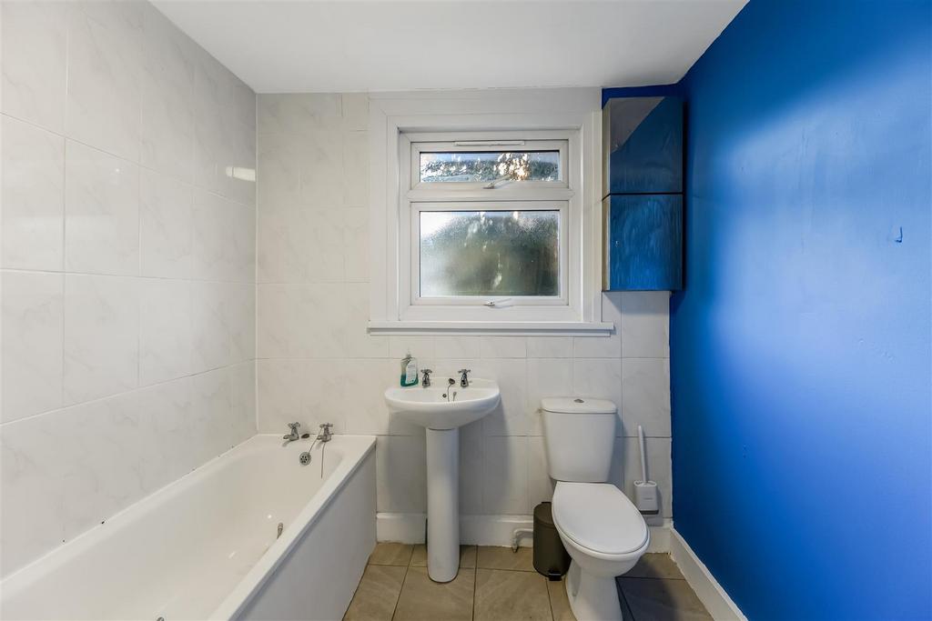 18 Lancaster road-1.jpg