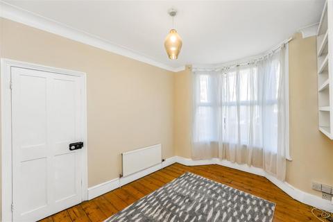 2 bedroom terraced house to rent, Lancaster Road, Walthamstow, E17