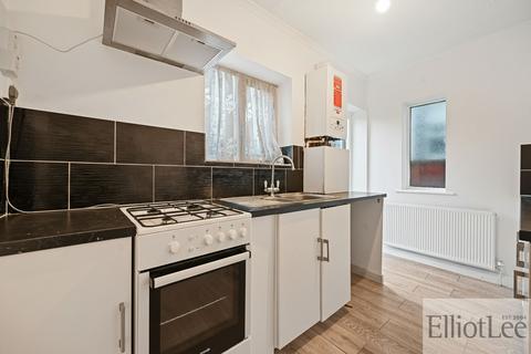 2 bedroom property for sale, Milford Gardens, Wembley HA0