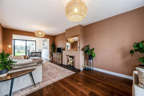 4 bedroom semi-detached house for sale, Selsey Road, Chichester, West Sussex, PO19