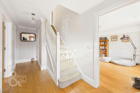 5 bedroom detached house for sale, Pelargonium Drive, Wymondham