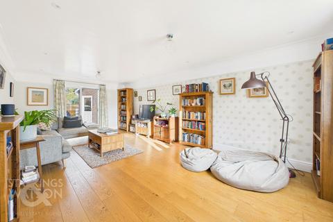 undefined, Pelargonium Drive, Wymondham