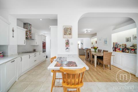 4 bedroom semi-detached house for sale, London, Greater London NW4