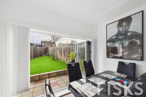 2 bedroom bungalow for sale, Stanley Road, Benfleet, SS7