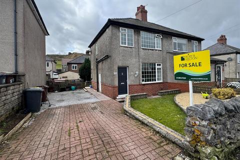 3 bedroom semi-detached house for sale, Kirkstone Road, Buxton