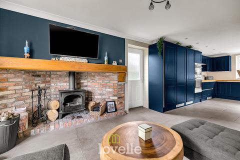 undefined, Kristen Turton Close, Holton-le-Clay DN36