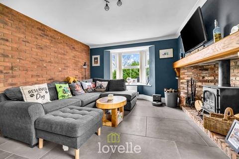undefined, Kristen Turton Close, Holton-le-Clay DN36