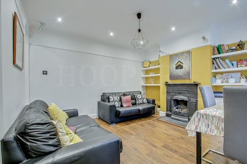 3 bedroom duplex for sale, Vincent Gardens, London, NW2