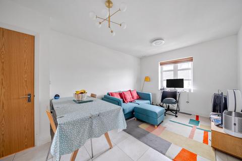 1 bedroom flat for sale, Brickfield Road, Mitcham, CR4