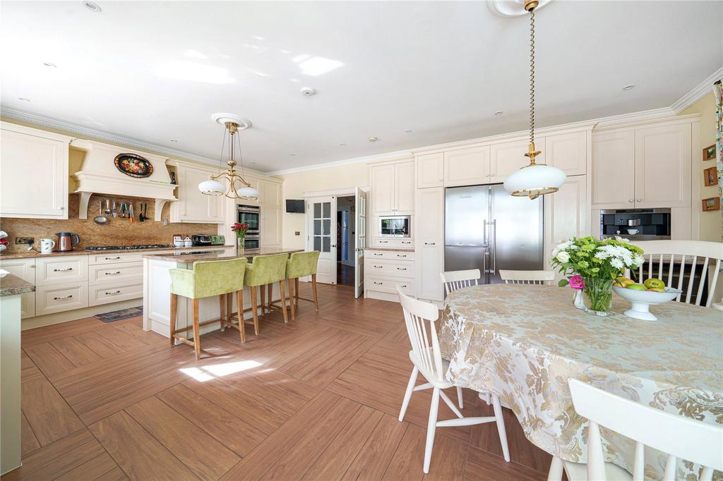 Kitchen/Breakfast