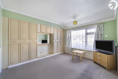3 bedroom end of terrace house for sale, Gasson Road, Swanscombe, Kent, DA10