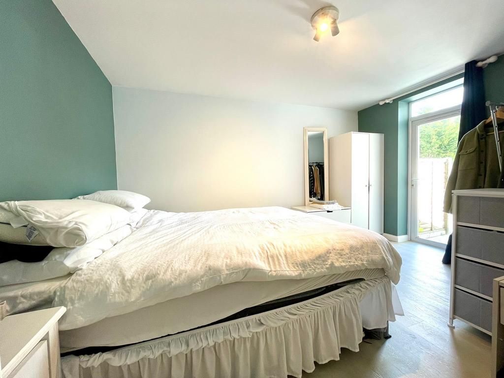 L - Bedroom 1