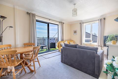 2 bedroom apartment to rent, Crosby Road, Bournemouth, BH4 8