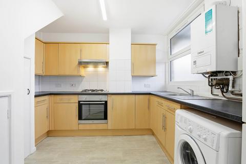 3 bedroom maisonette for sale, Tottenham Road, London