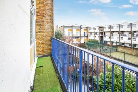 3 bedroom maisonette for sale, Tottenham Road, London