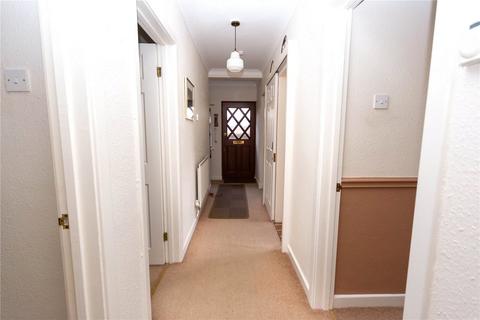2 bedroom maisonette for sale, Hampton Court, Brandreth Road, Penylan, Cardiff, CF23