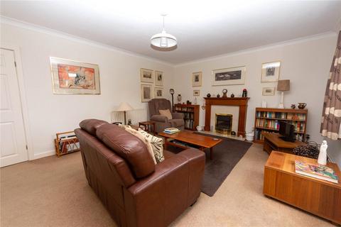 2 bedroom maisonette for sale, Hampton Court, Brandreth Road, Penylan, Cardiff, CF23