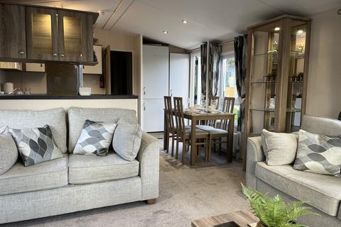 undefined, MIll Lane, Hawksworth Leeds